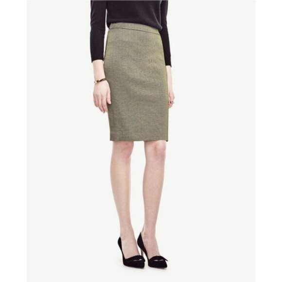 ANN TAYLOR Shimmer Jacquard Pencil Skirt Sz 6 Gold Black - Picture 3 of 8